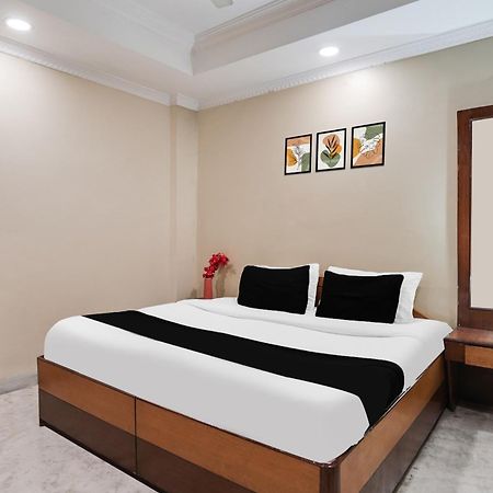 Super Hotel O Pithampur Formerly Ganga Residency Akolia Extérieur photo
